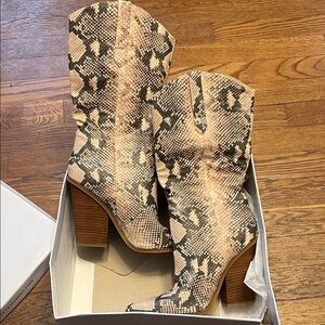 Steve Madden Renzo Tan and Black Snakeskin Heeled Boots